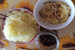 吃米线吃瓜,一场味蕾与视觉的盛宴